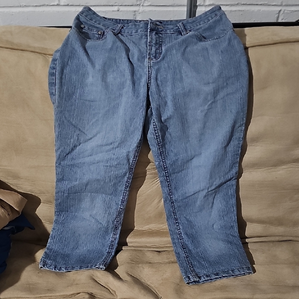 No Boundaries Blue Capri Pants